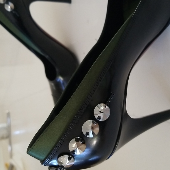 Louis Vuitton shoes - Picture 7 of 14